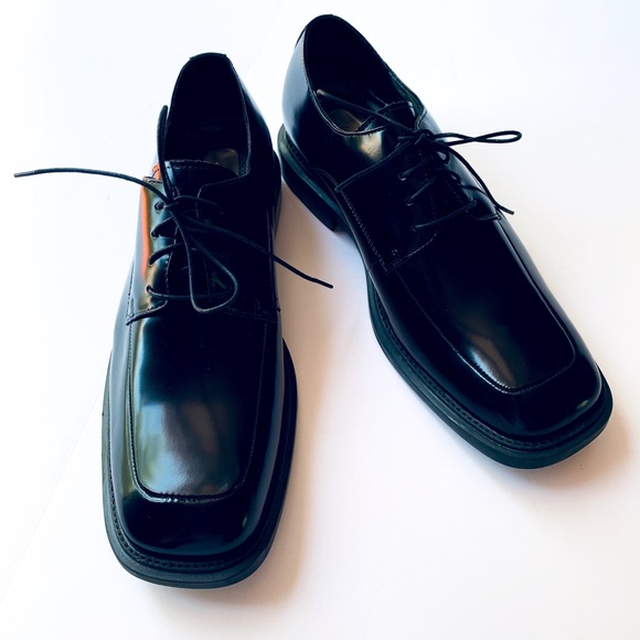 kenneth cole merge shoes